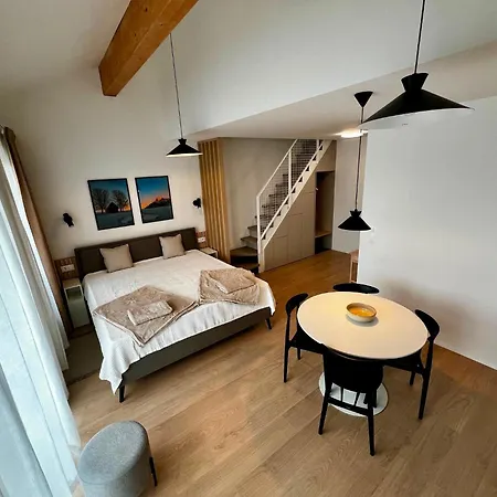 Διαμέρισμα Luxury Gerlach Mountan Mezonet Ii *